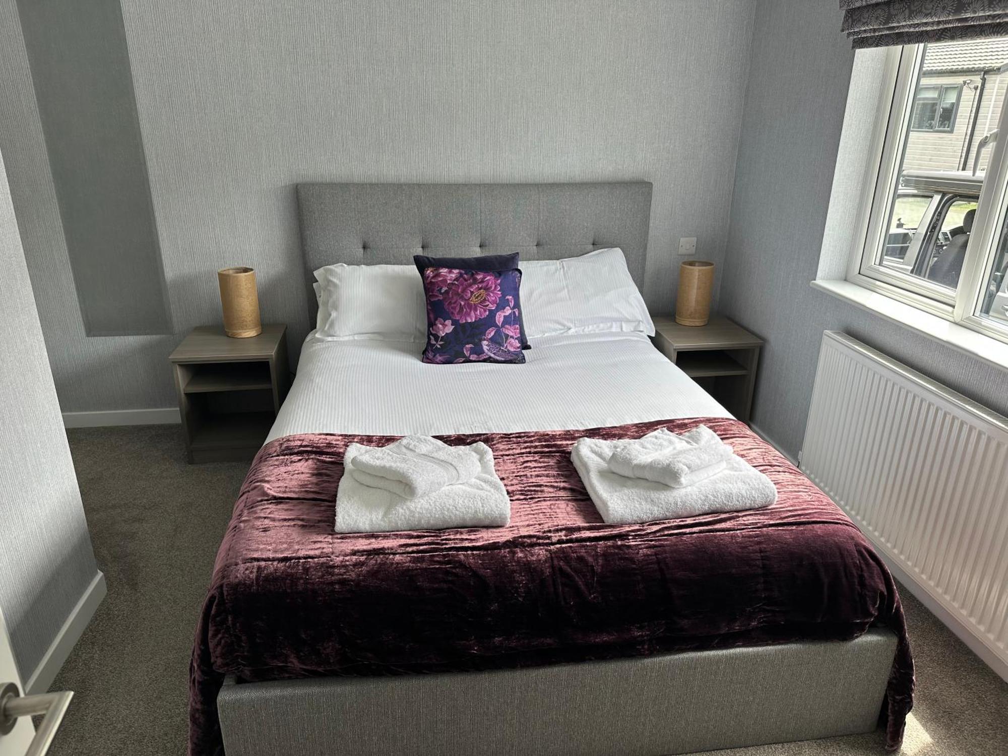 Orchard View Lodge 우드홀스파 외부 사진